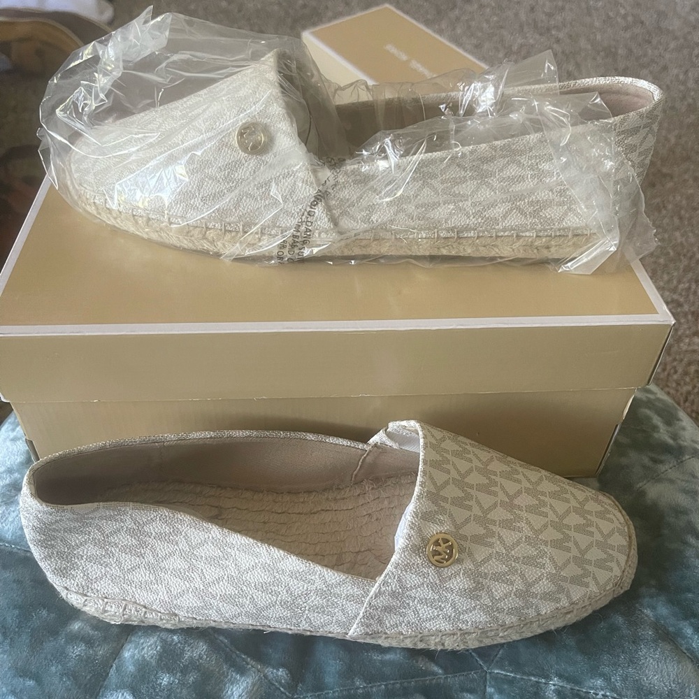 Michael Kors Women's Cream Espadrilles